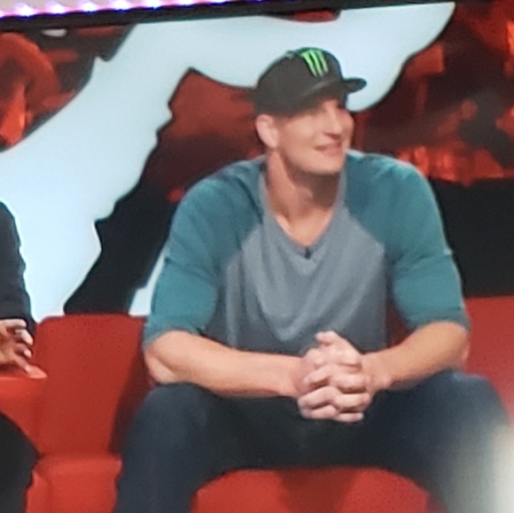 Meet your Posher - Picture 3 of 8